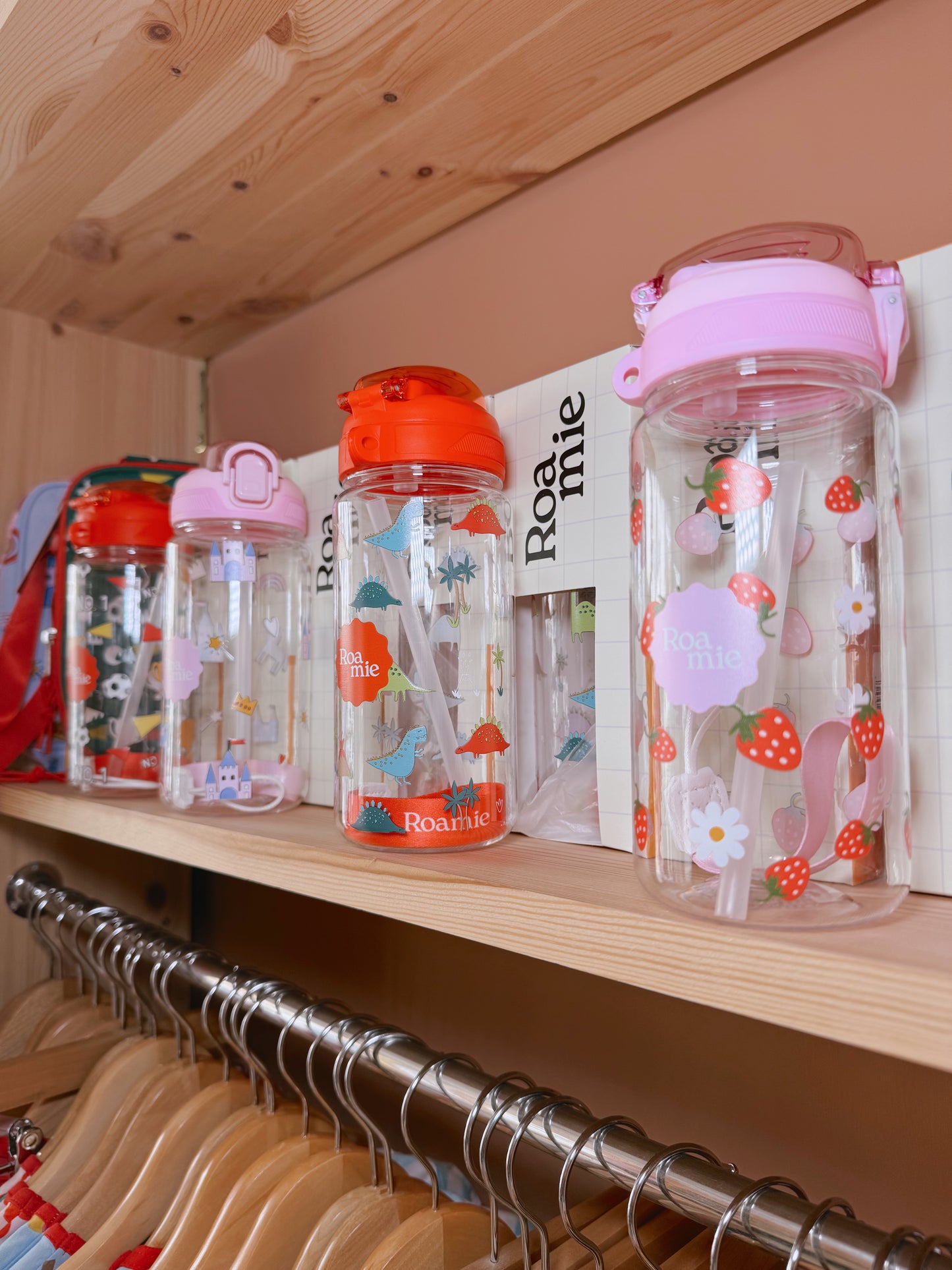 Strawberry Water Bottle | Roamie