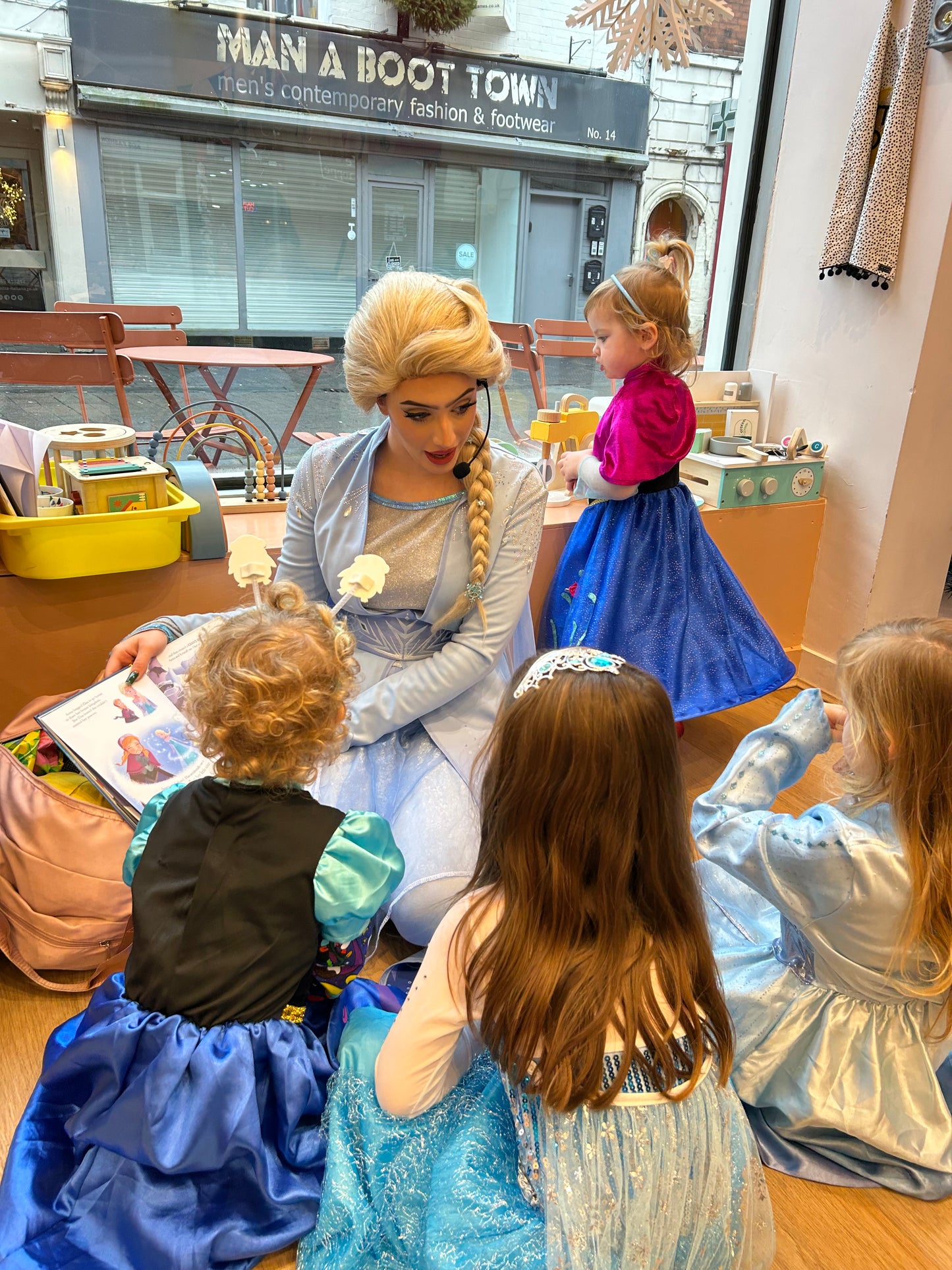 Breakfast with Elsa - Sunday 16th November - 9.30am - Additional Adult