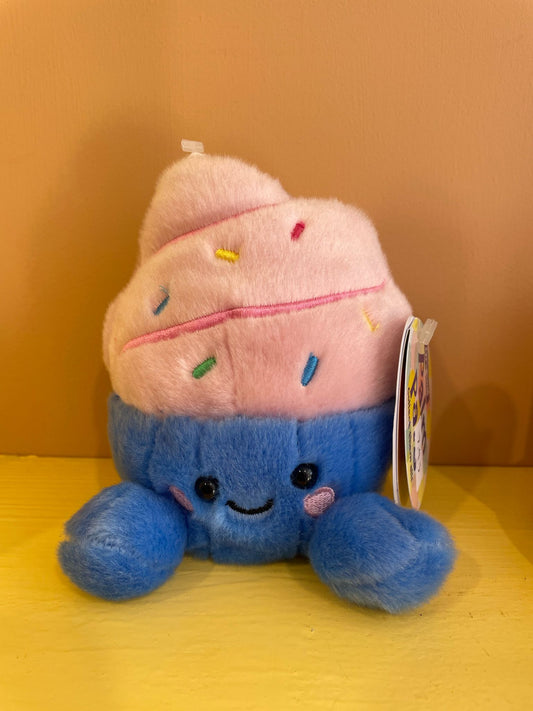 cupcake plushie 